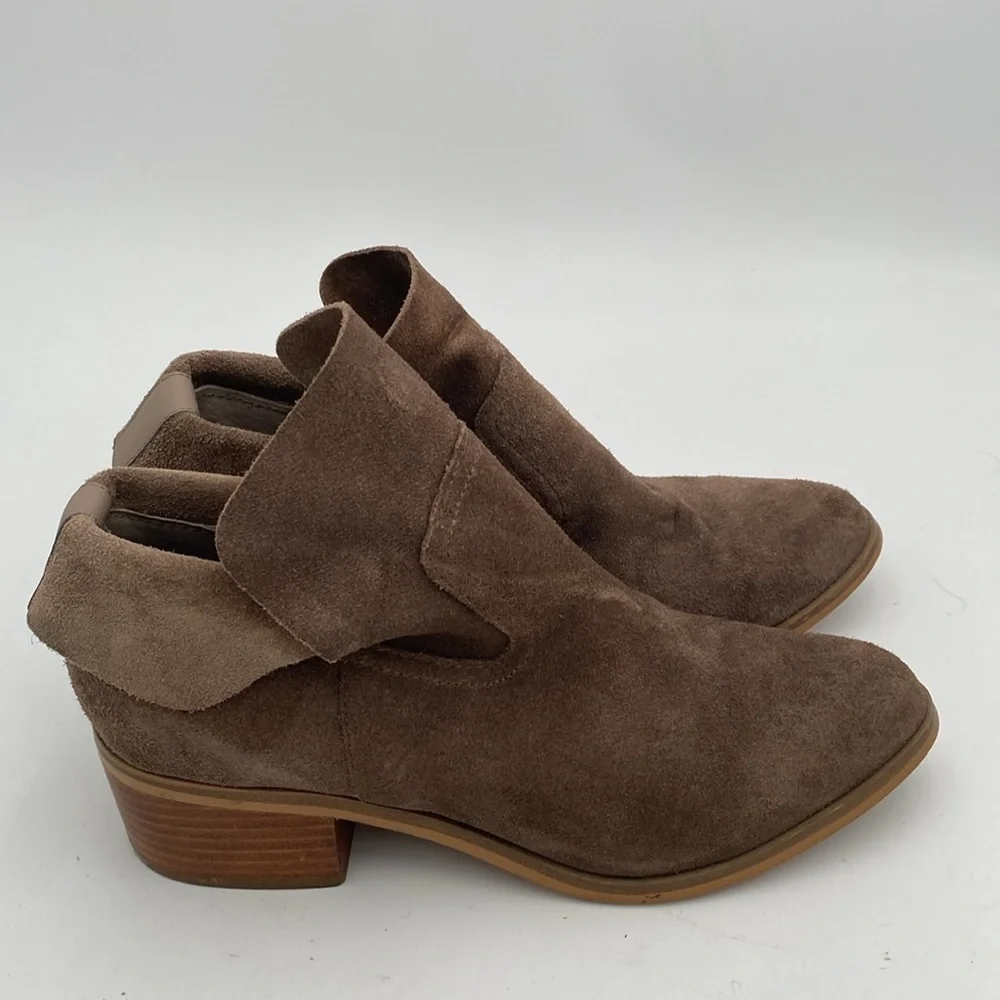 Steve Madden stylish taupe
